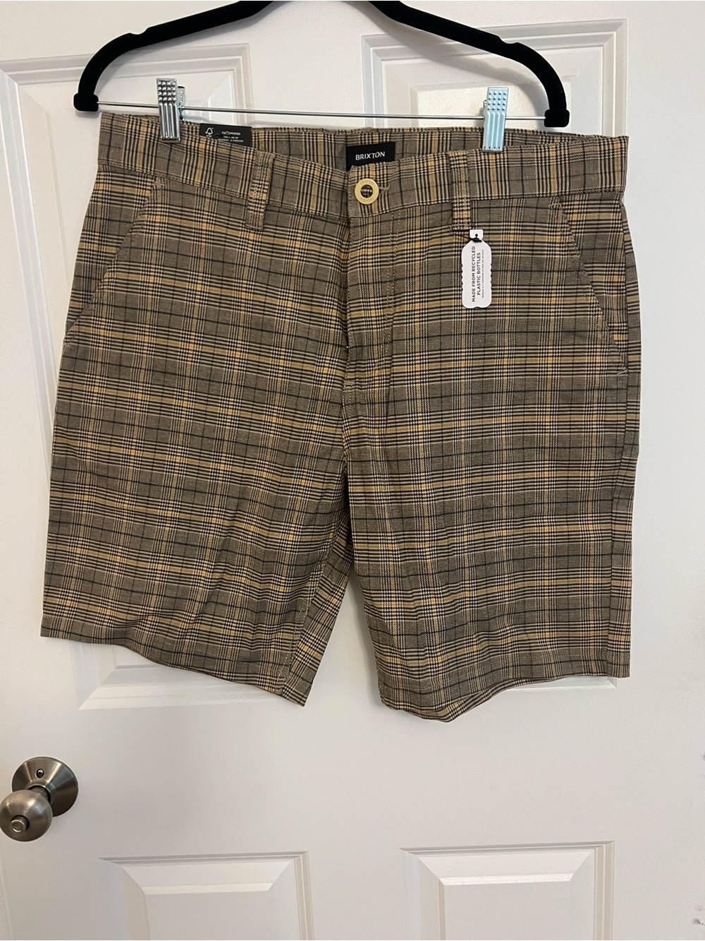 Brixton Men's Tan and Brown Plaid Flat Front Shorts